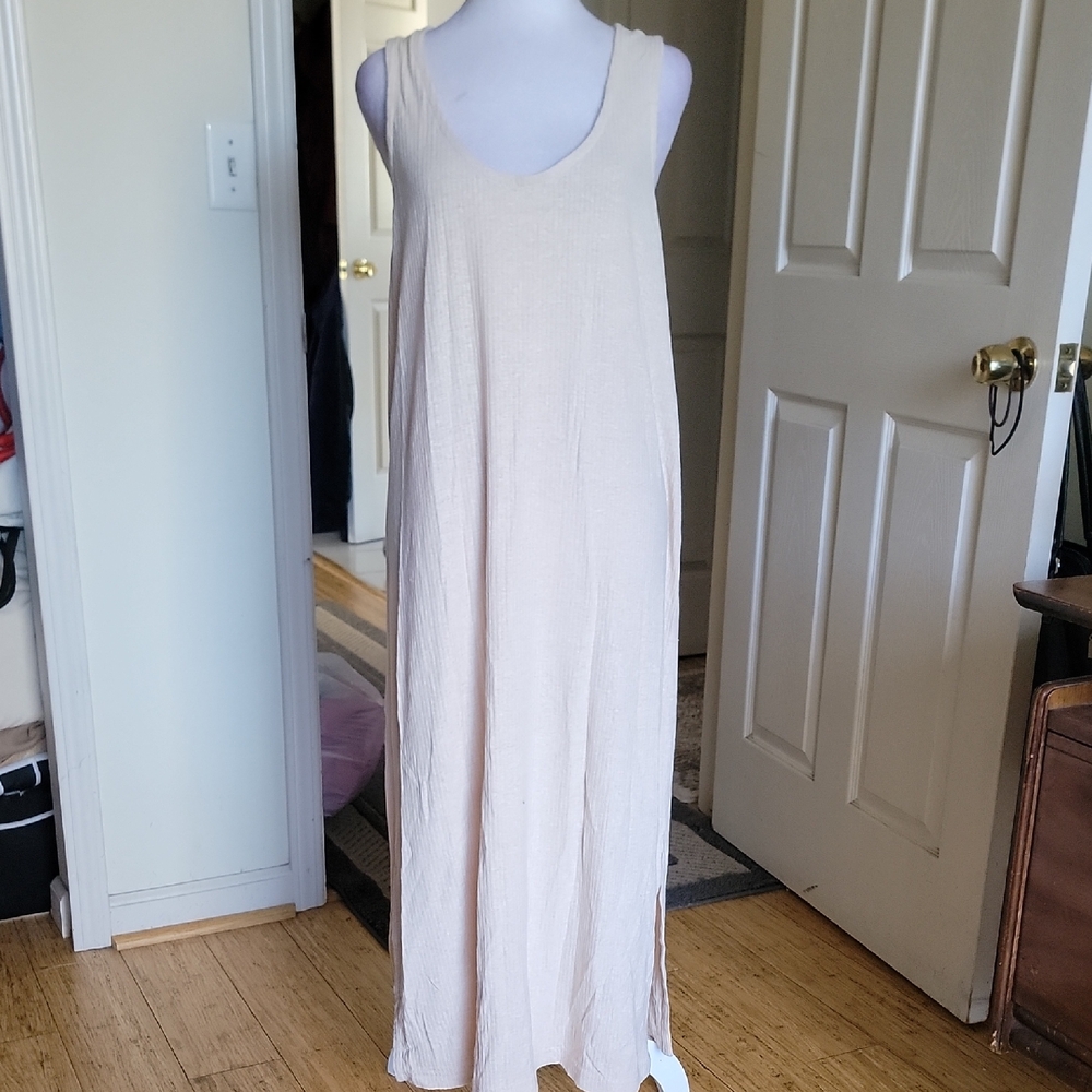 Old Navy Sleeveless Scoop Neck Dress — Light Cream